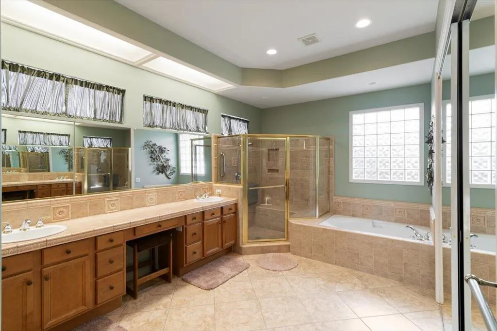 39262 Gainsborough Circle, Palm Desert, California 92211 home-pic-20