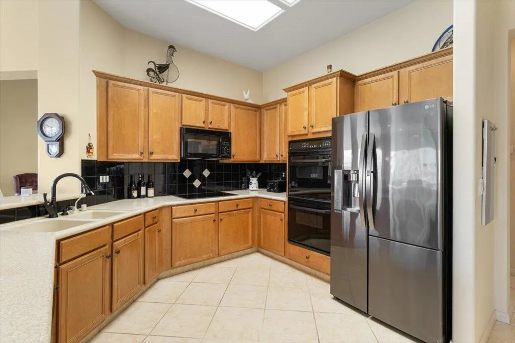39262 Gainsborough Circle, Palm Desert, California 92211 home-pic-7