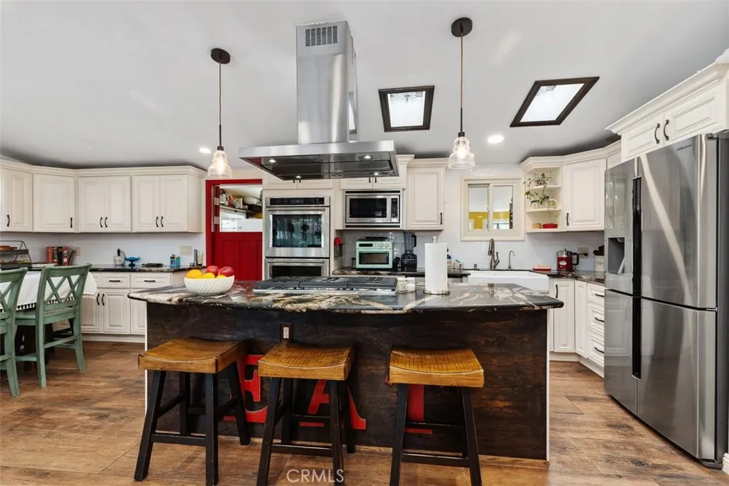 20292 Riverside, Newport Beach, California 92707 home-pic-16