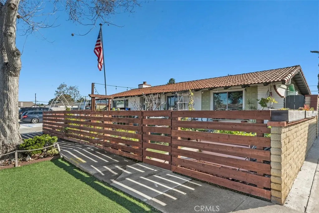 20292 Riverside, Newport Beach, California 92707 home-pic-4