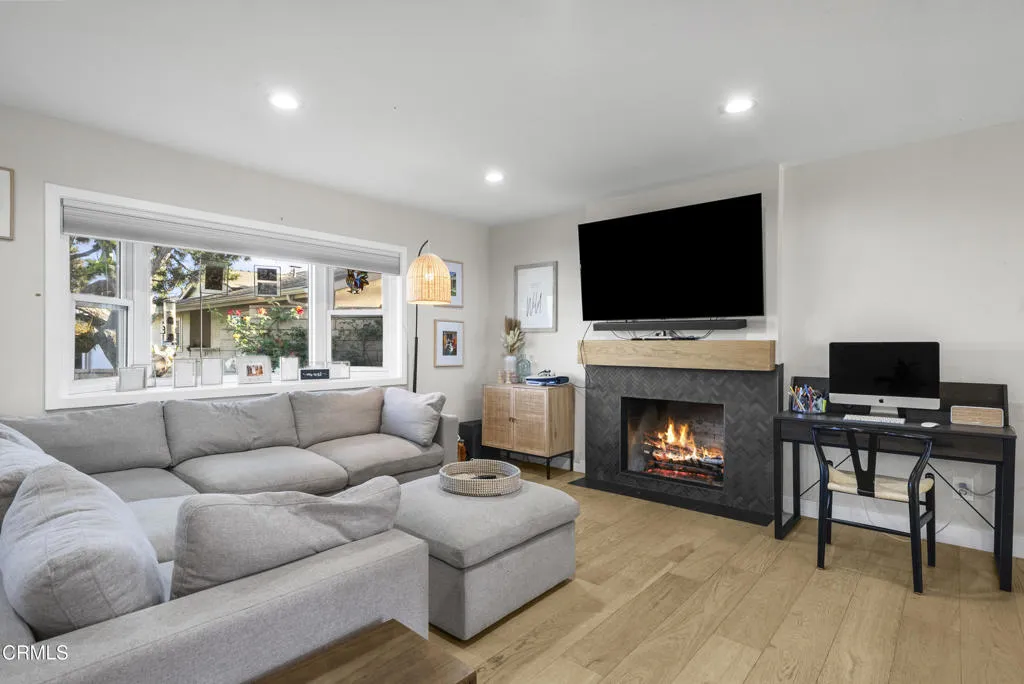 527 Keyser Rondo, Camarillo, California 93010 home-pic-8