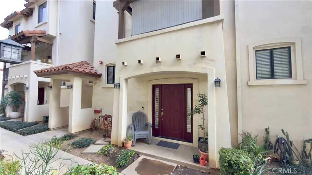 1075 N Maclay 14, San Fernando, California 91340 home-pic-20
