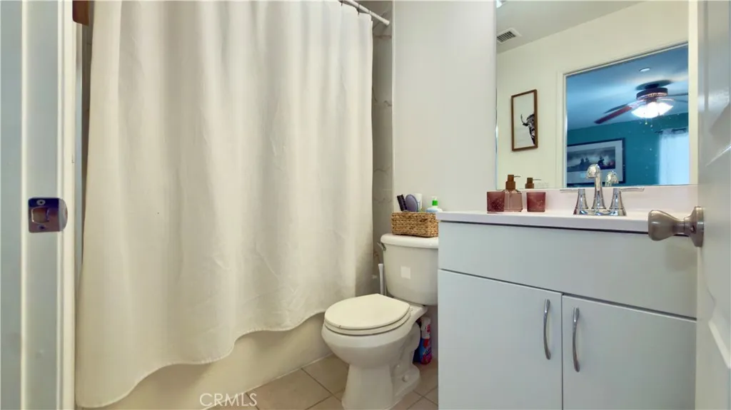 1075 N Maclay 14, San Fernando, California 91340 home-pic-13
