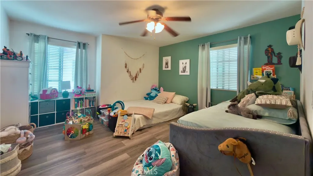 1075 N Maclay 14, San Fernando, California 91340 home-pic-14