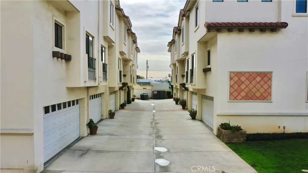 1075 N Maclay 14, San Fernando, California 91340 home-pic-21