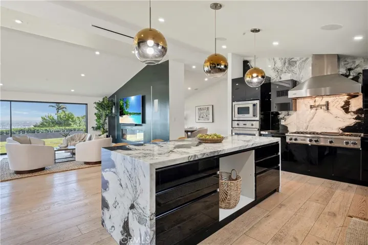 28056 Palos Verdes Drive East, Rancho Palos Verdes, California 90275