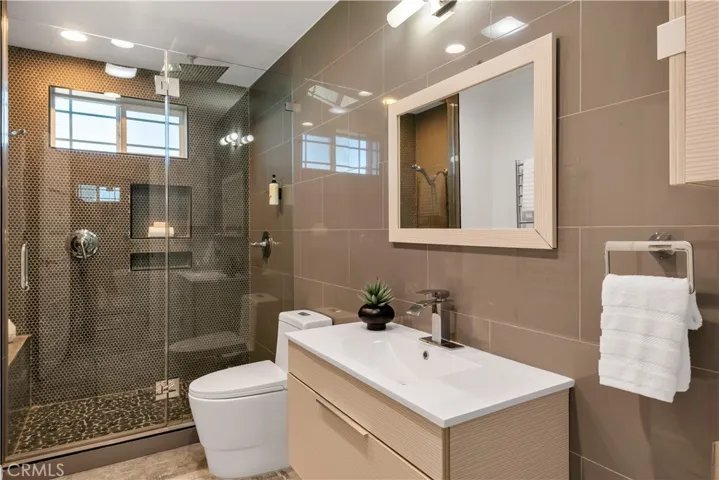 28056 Palos Verdes Drive East, Rancho Palos Verdes, California 90275
