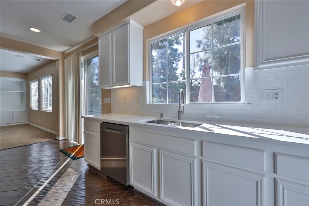 1230 Cantania Drive, Redlands, California 92374 home-pic-5