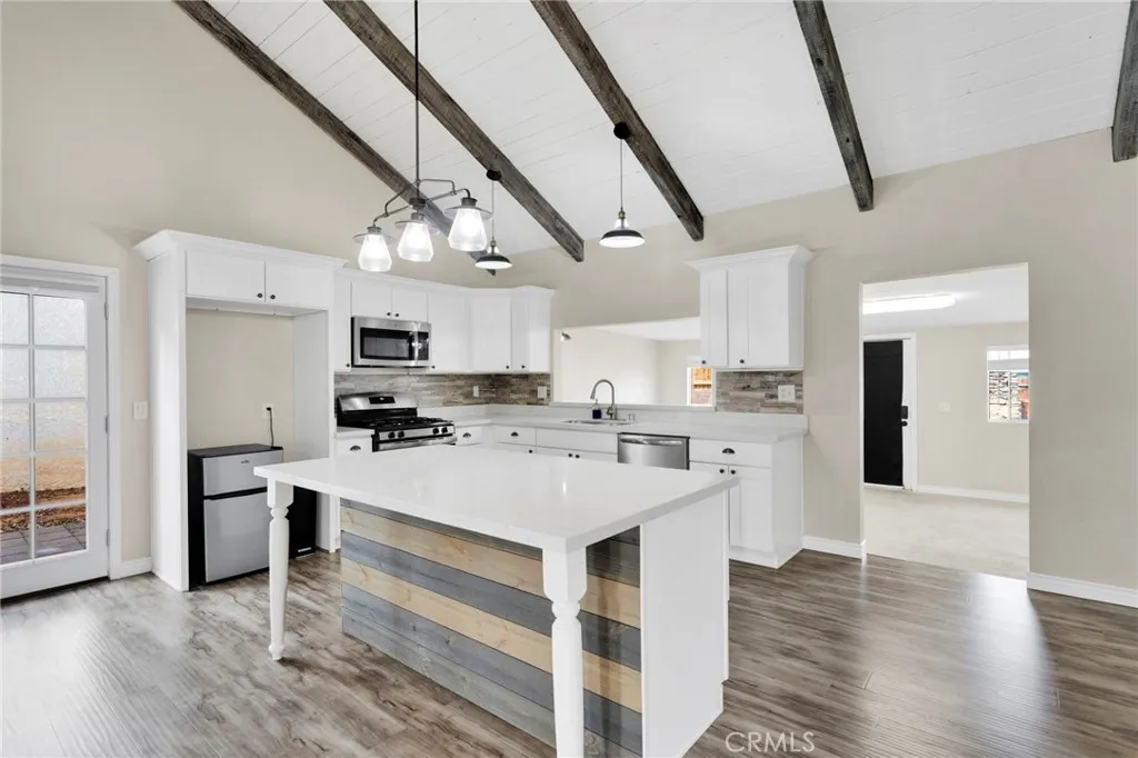 2040 Princeton, Barstow, California 92311 home-pic-6