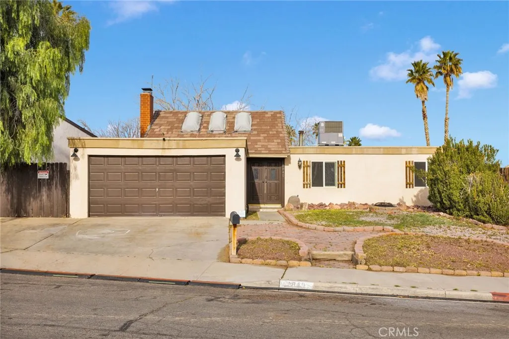 2040 Princeton, Barstow, California 92311 home-pic-1