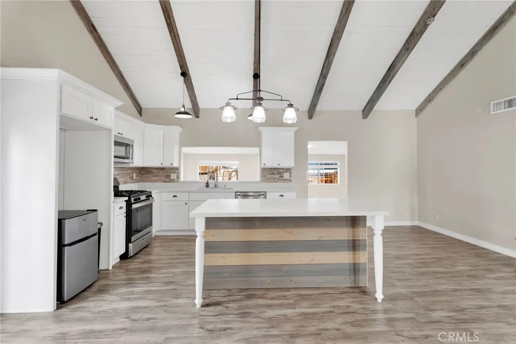 2040 Princeton, Barstow, California 92311 home-pic-7
