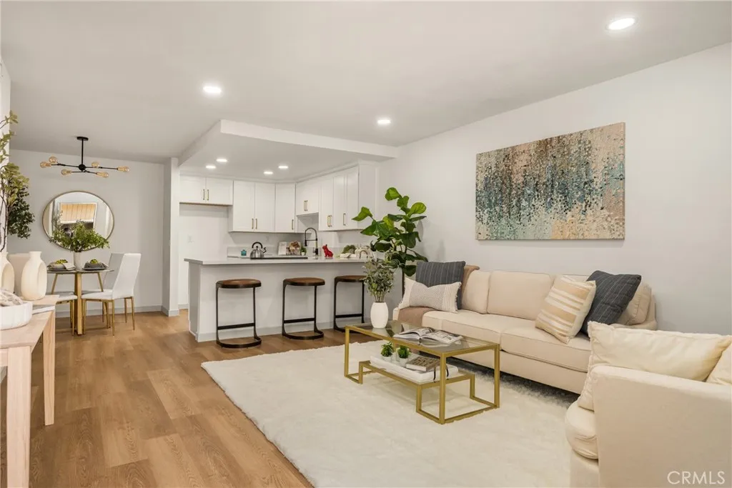 3010 Associated Road 122, Fullerton, California 92835 home-pic-2