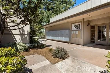 3010 Associated Road 122, Fullerton, California 92835 home-pic-13