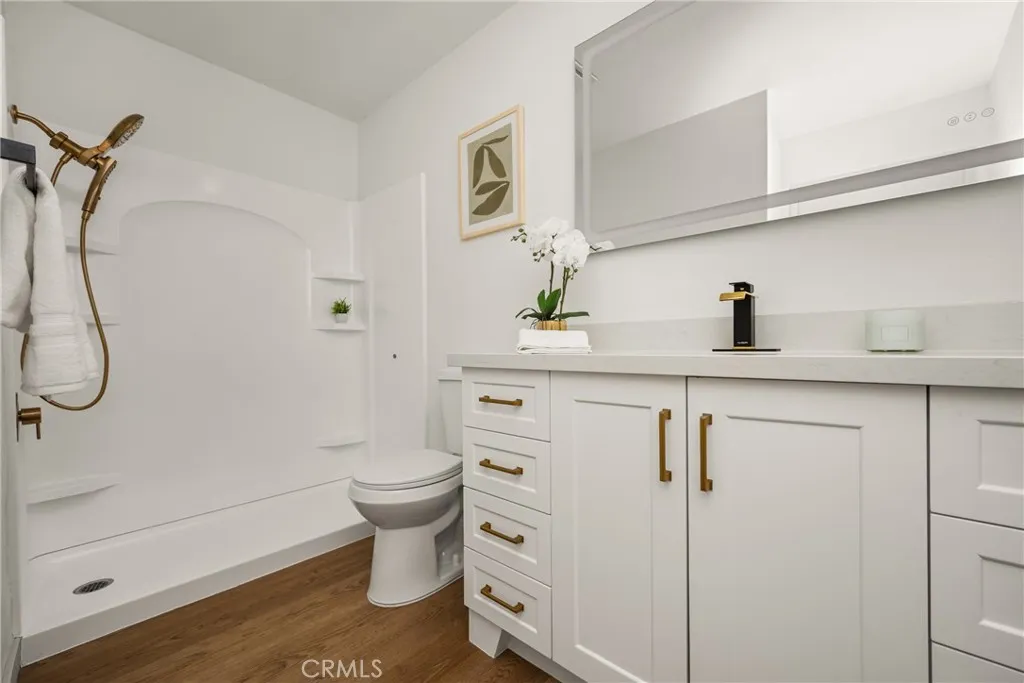 3010 Associated Road 122, Fullerton, California 92835 home-pic-11