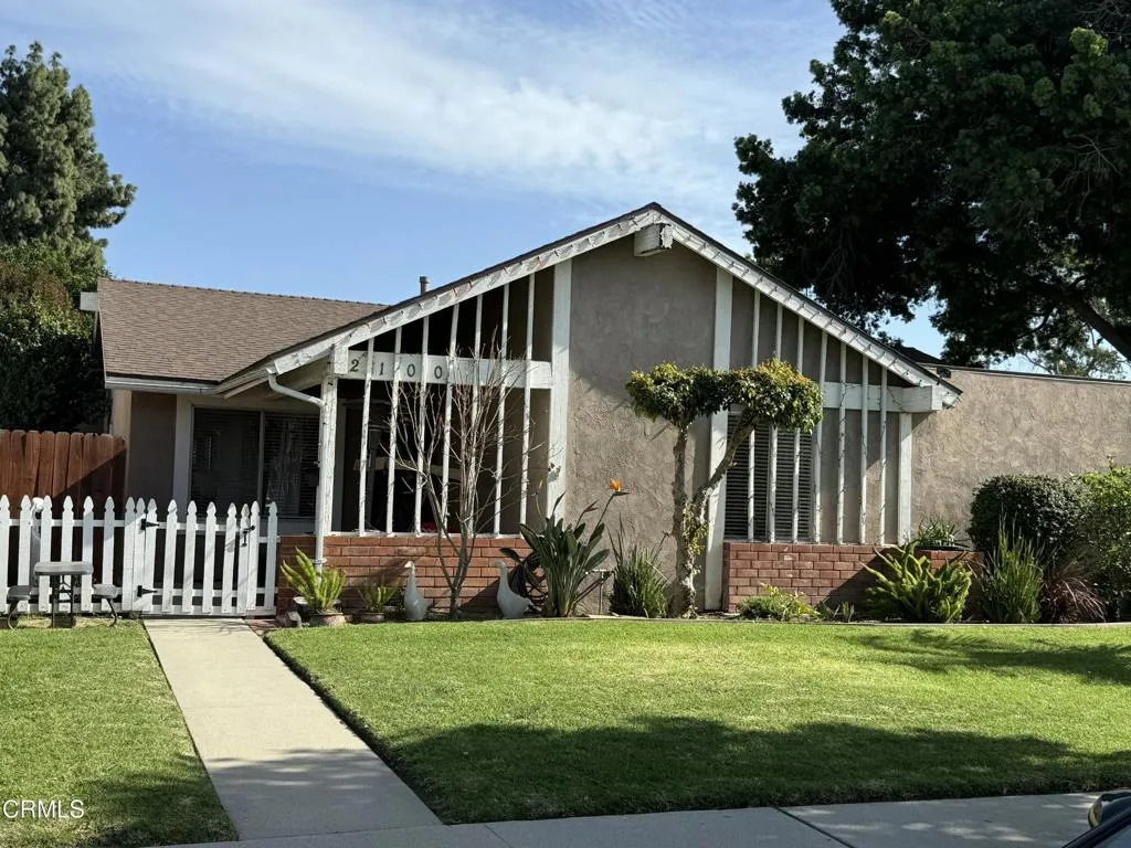 2100 Norma Street, Oxnard, California 93036 home-pic-1