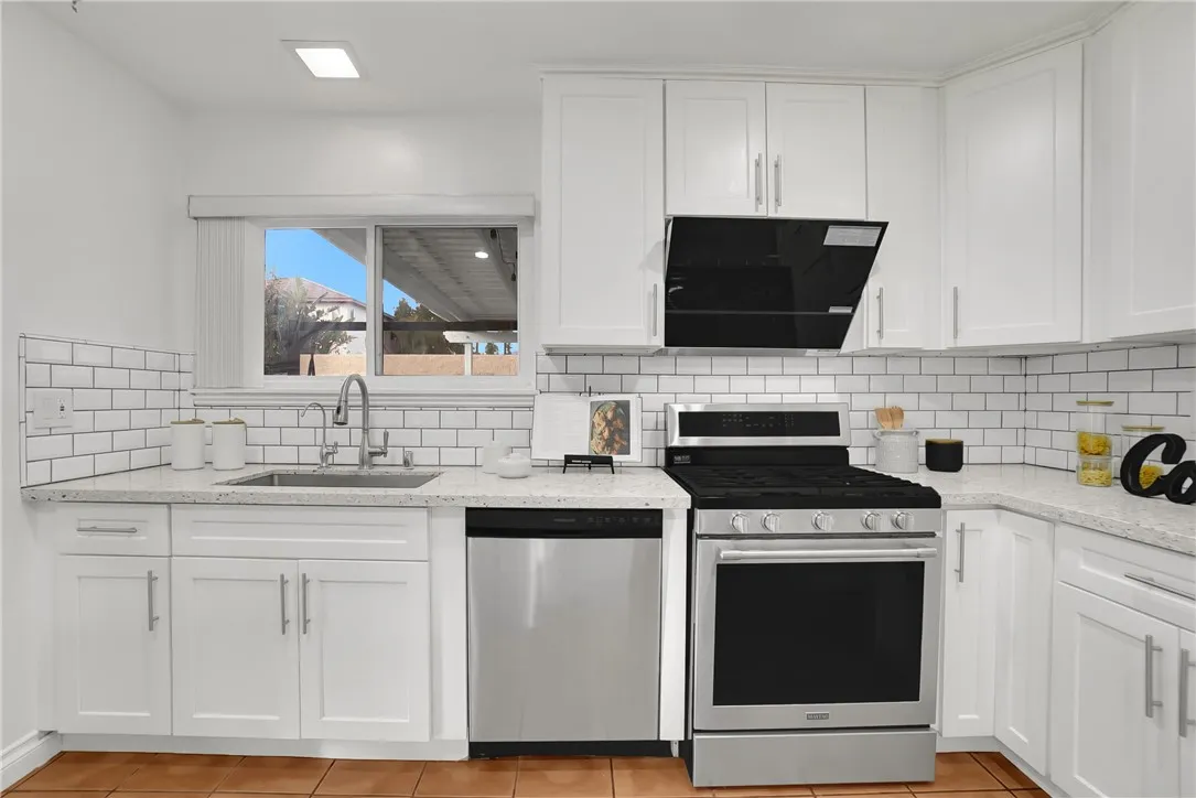 4676 Mane Street, Montclair, California 91763 home-pic-14