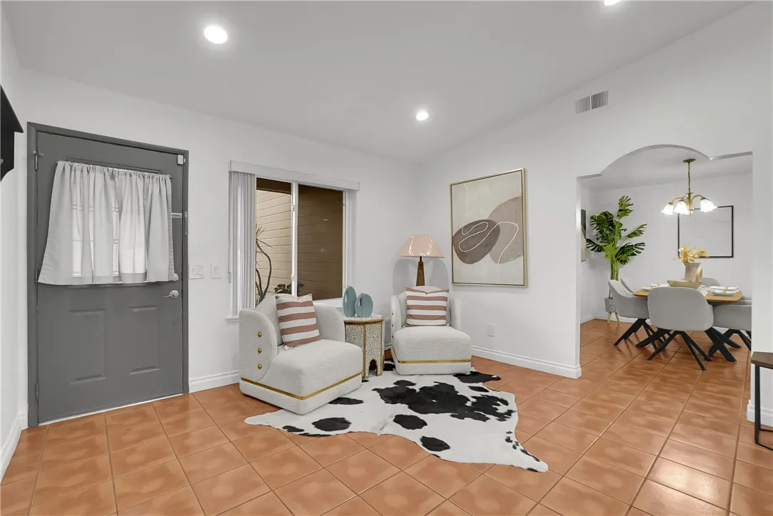 4676 Mane Street, Montclair, California 91763 home-pic-2