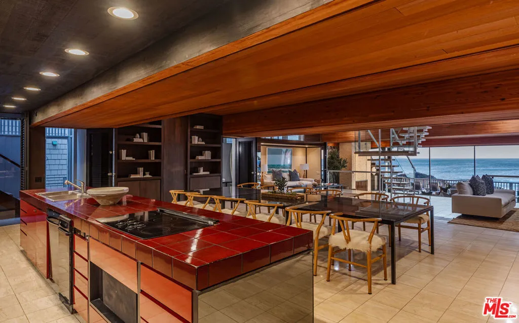 25002 Malibu Road, Malibu, California 90265 home-pic-24