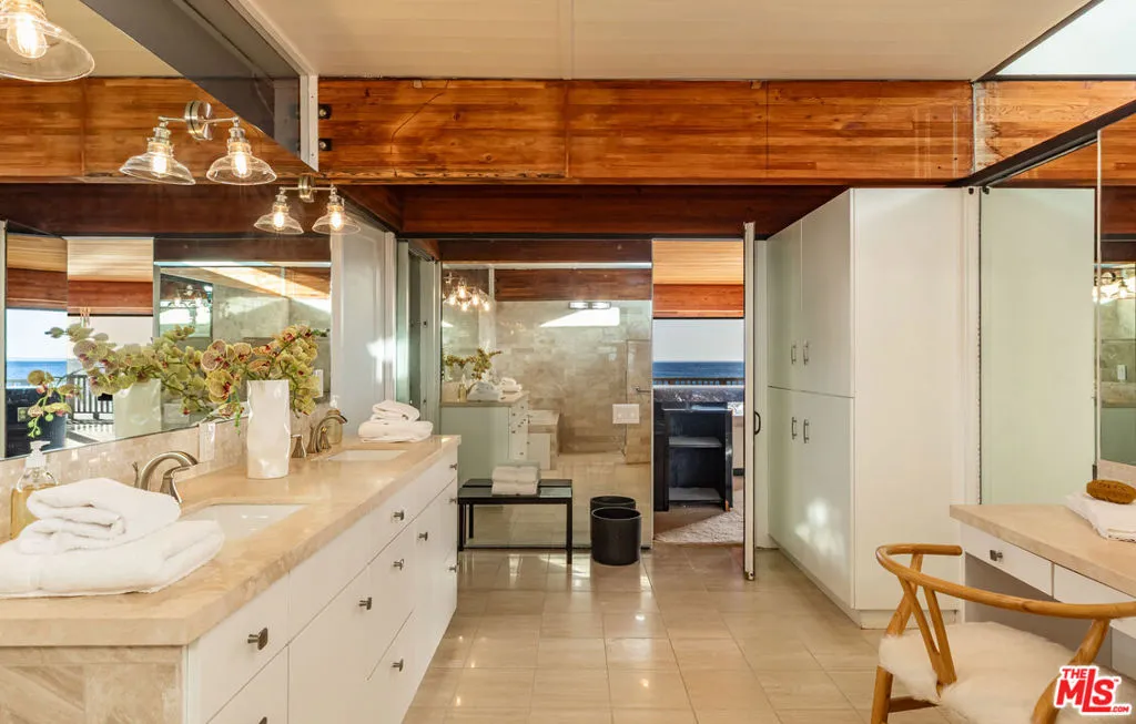 25002 Malibu Road, Malibu, California 90265 home-pic-30