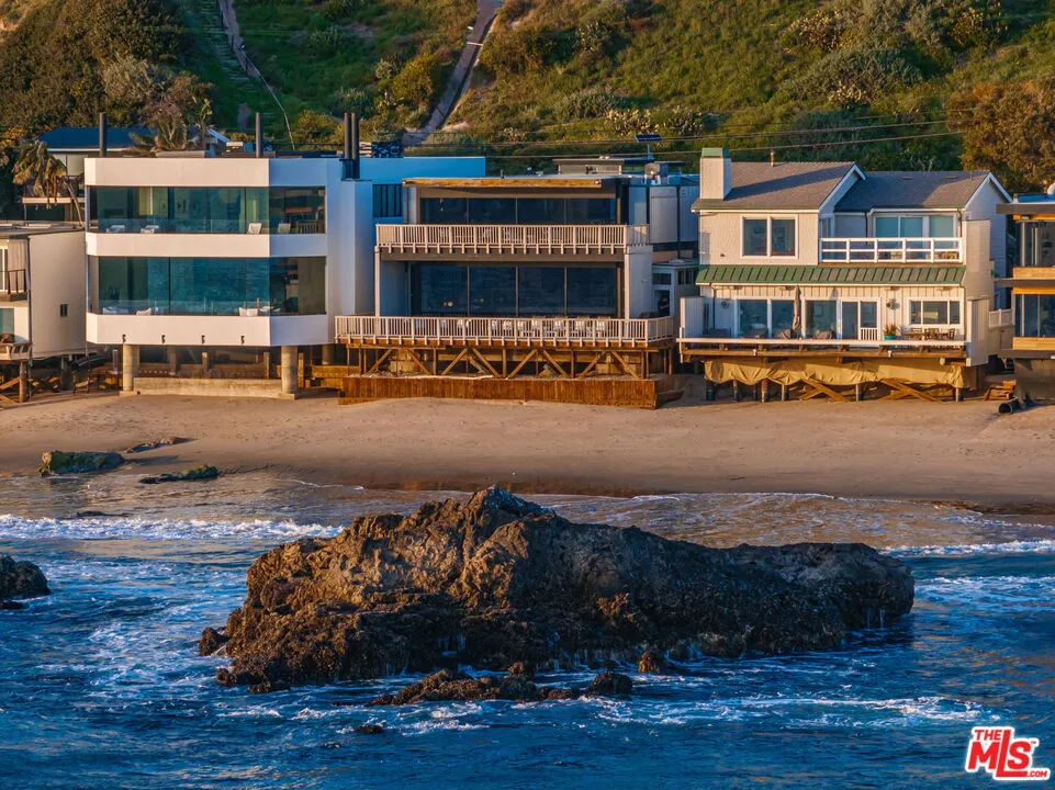 25002 Malibu Road, Malibu, California 90265 home-pic-8
