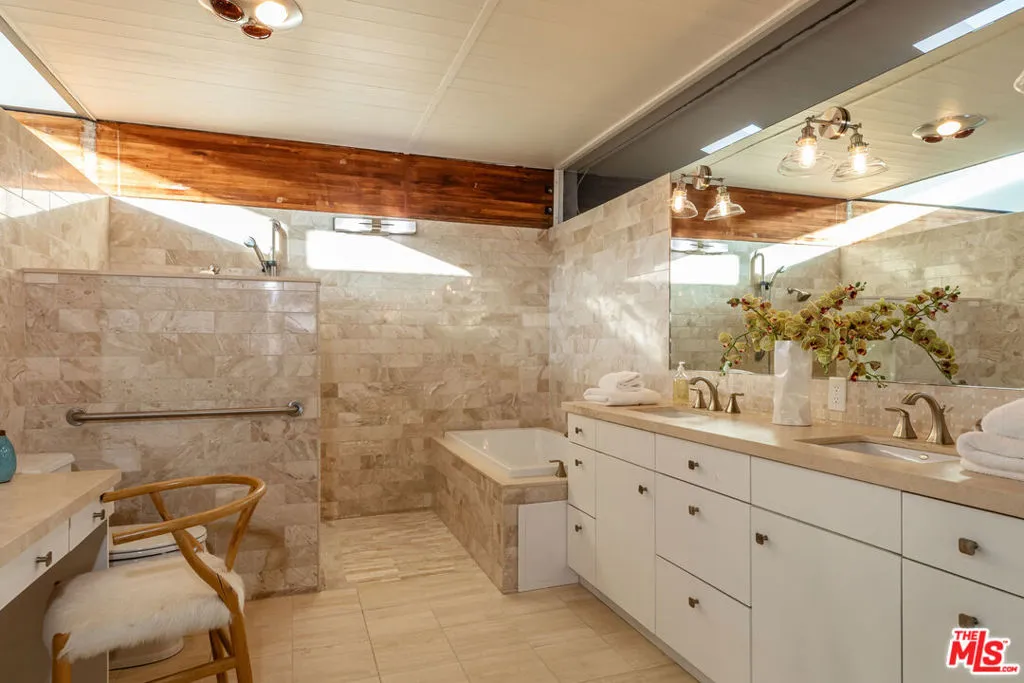 25002 Malibu Road, Malibu, California 90265 home-pic-29