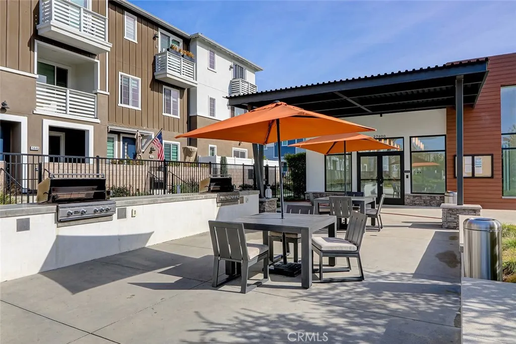 1669 Yorktown, San Pedro, California 90732 home-pic-39