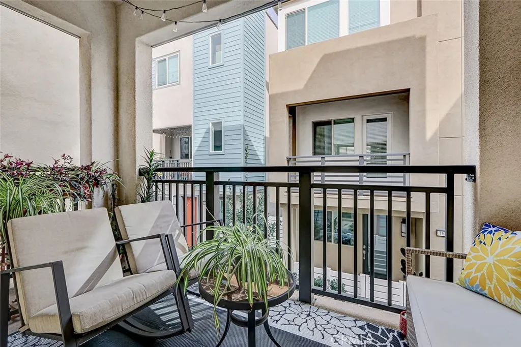 1669 Yorktown, San Pedro, California 90732 home-pic-13