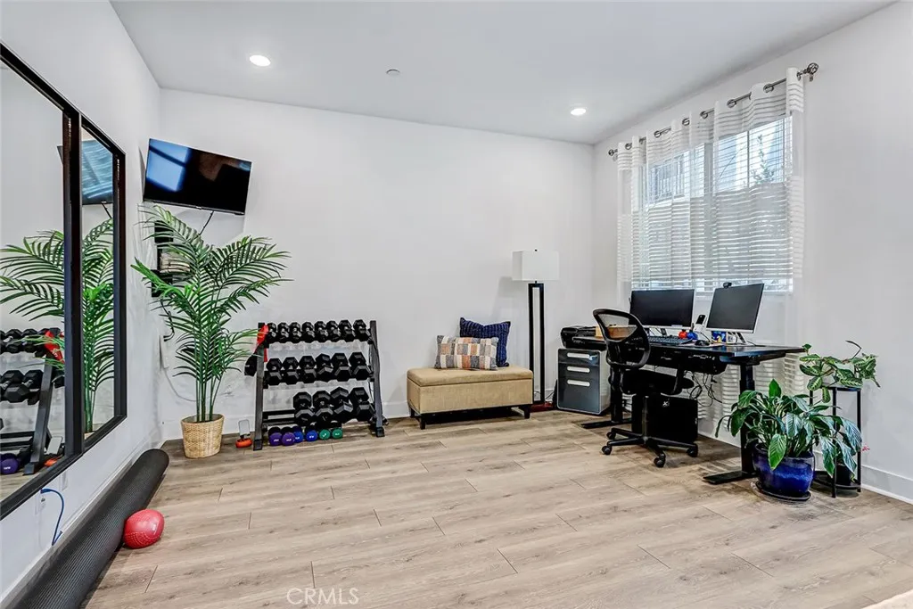 1669 Yorktown, San Pedro, California 90732 home-pic-2