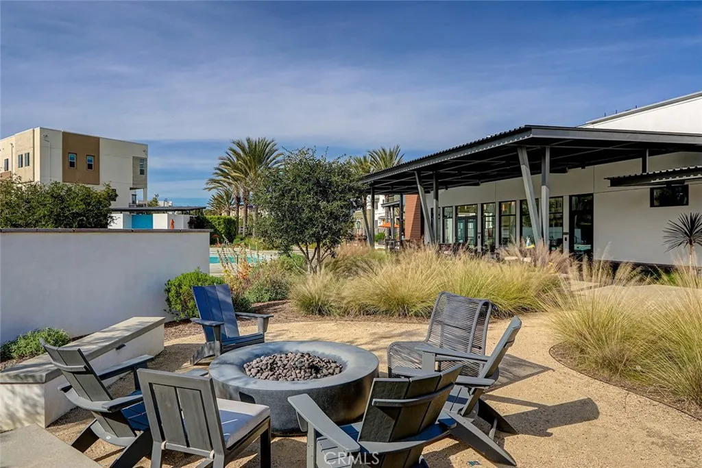 1669 Yorktown, San Pedro, California 90732 home-pic-40