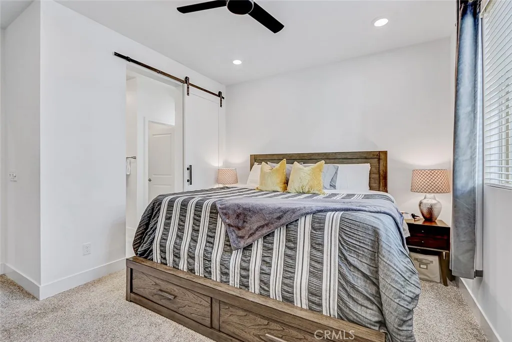 1669 Yorktown, San Pedro, California 90732 home-pic-24