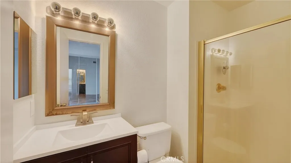 2600 W Segerstrom Avenue D, Santa Ana, California 92704 home-pic-23