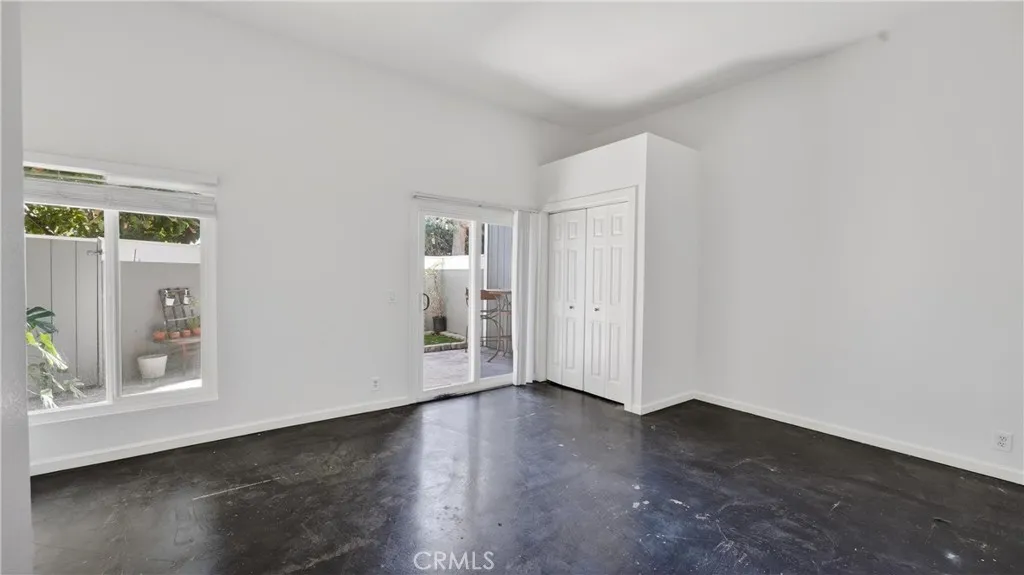 2600 W Segerstrom Avenue D, Santa Ana, California 92704 home-pic-26