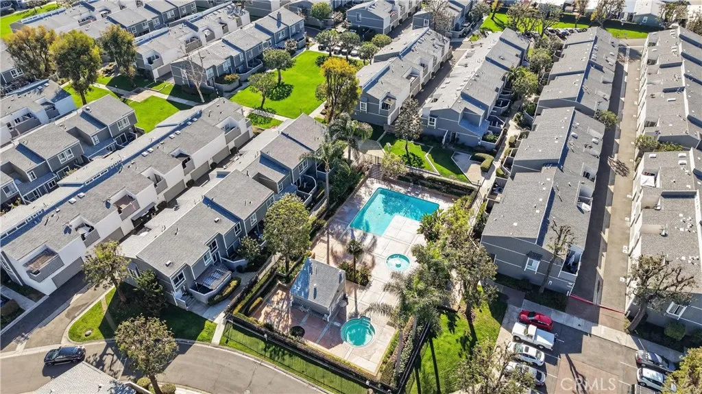 2600 W Segerstrom Avenue D, Santa Ana, California 92704 home-pic-35