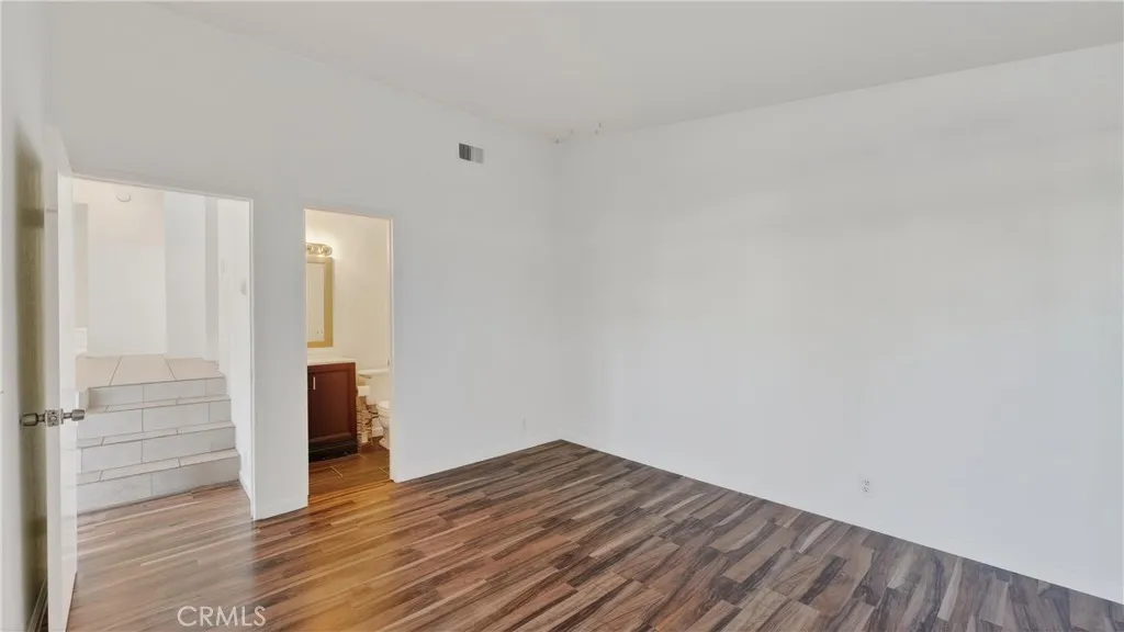 2600 W Segerstrom Avenue D, Santa Ana, California 92704 home-pic-22