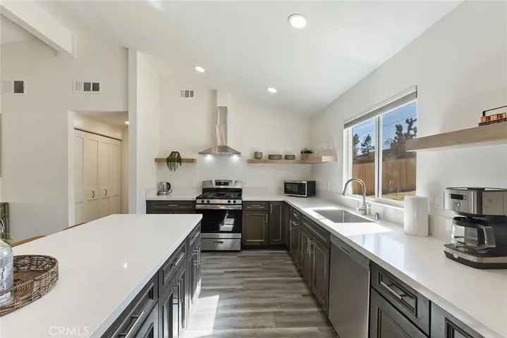 61531 Sunburst, Joshua Tree, California 92252