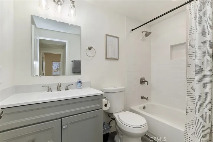 61531 Sunburst, Joshua Tree, California 92252