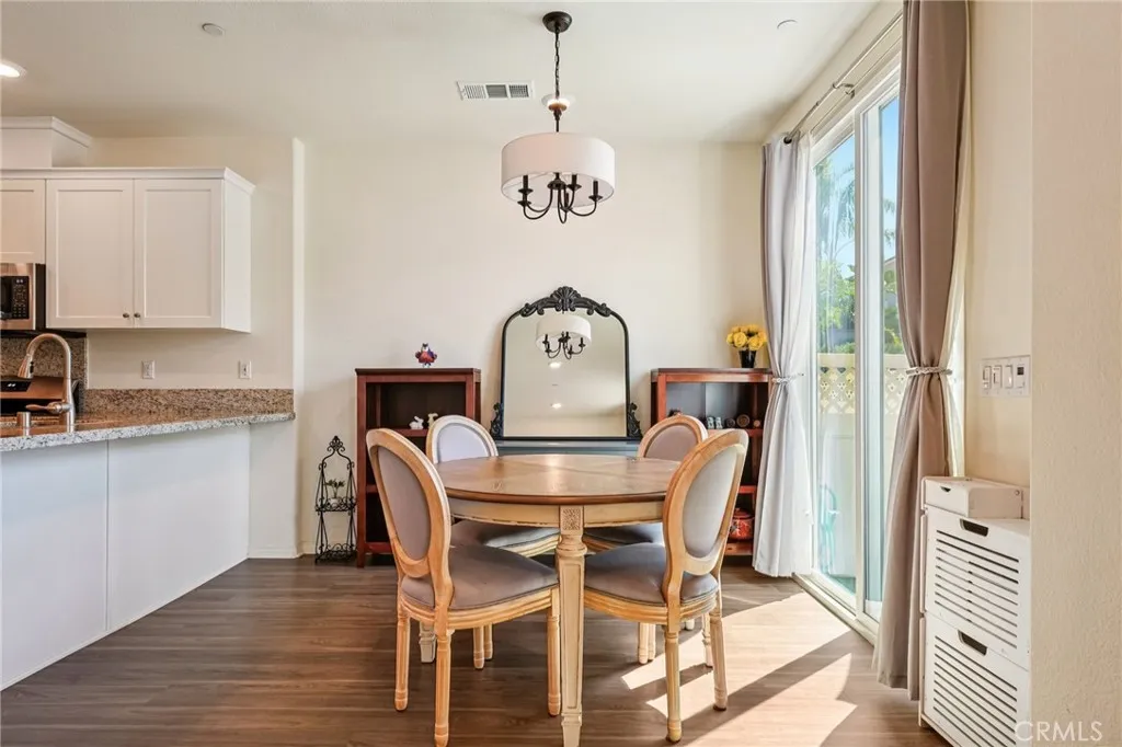 24140 Tuscany Avenue 2304, Murrieta, California 92562 home-pic-9