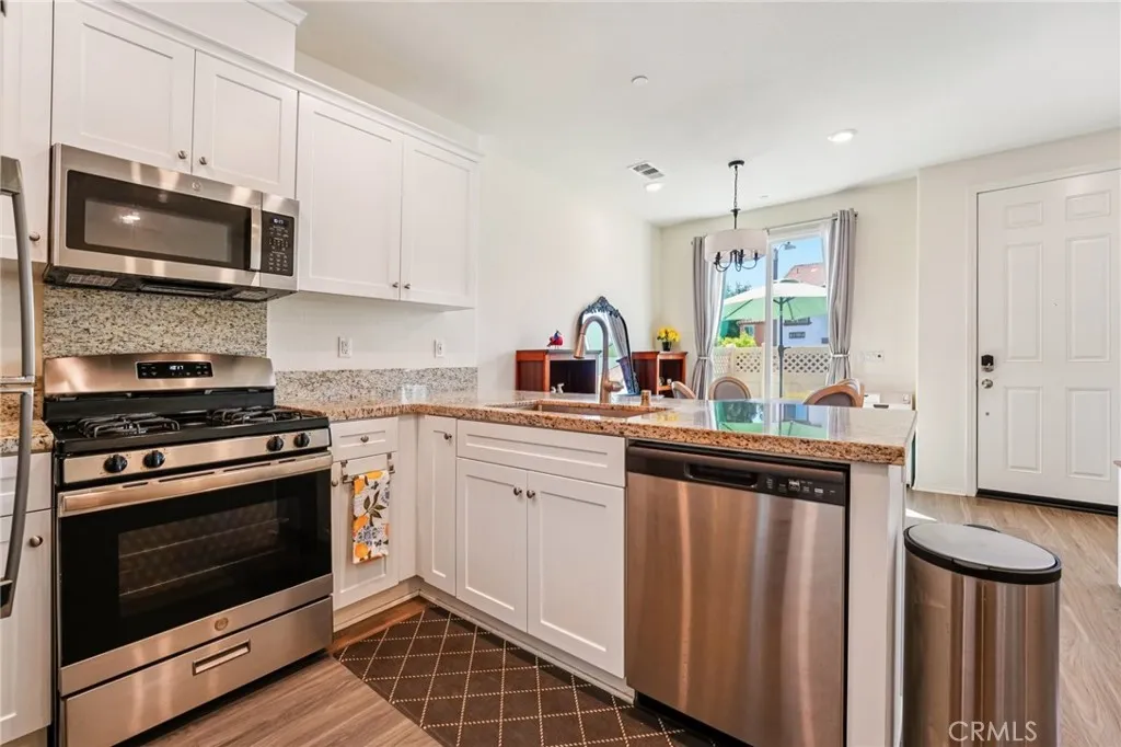 24140 Tuscany Avenue 2304, Murrieta, California 92562 home-pic-7