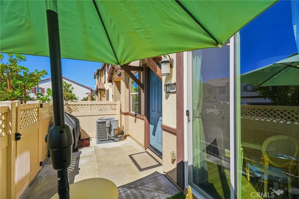 24140 Tuscany Avenue 2304, Murrieta, California 92562 home-pic-3