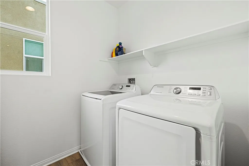 27422 Pioneer Court, Valencia, California 91381 home-pic-25