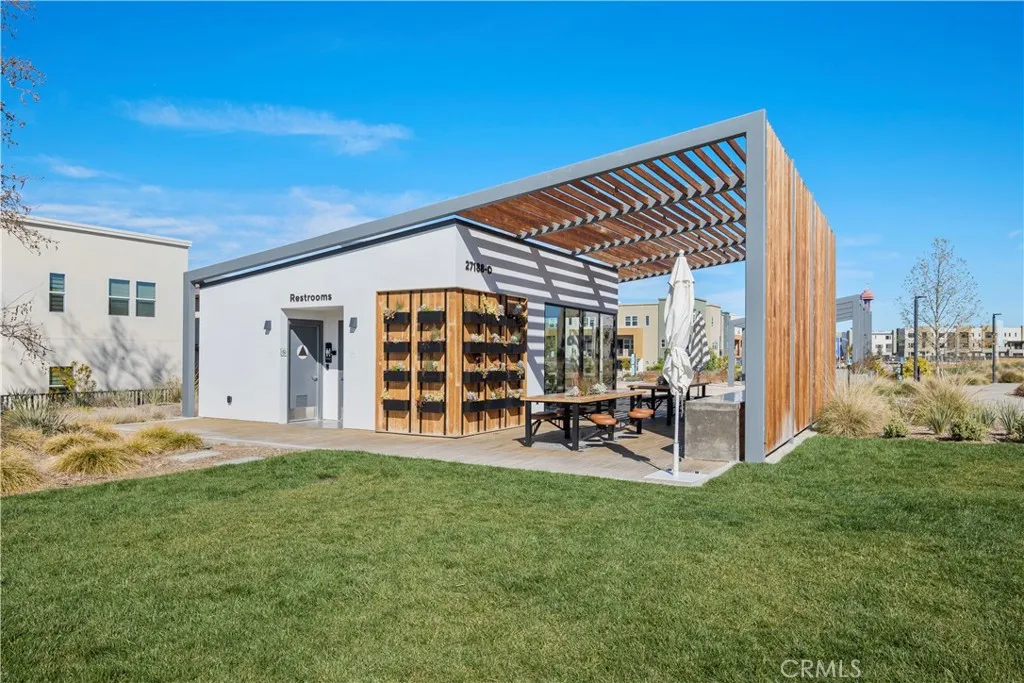 27422 Pioneer Court, Valencia, California 91381 home-pic-48