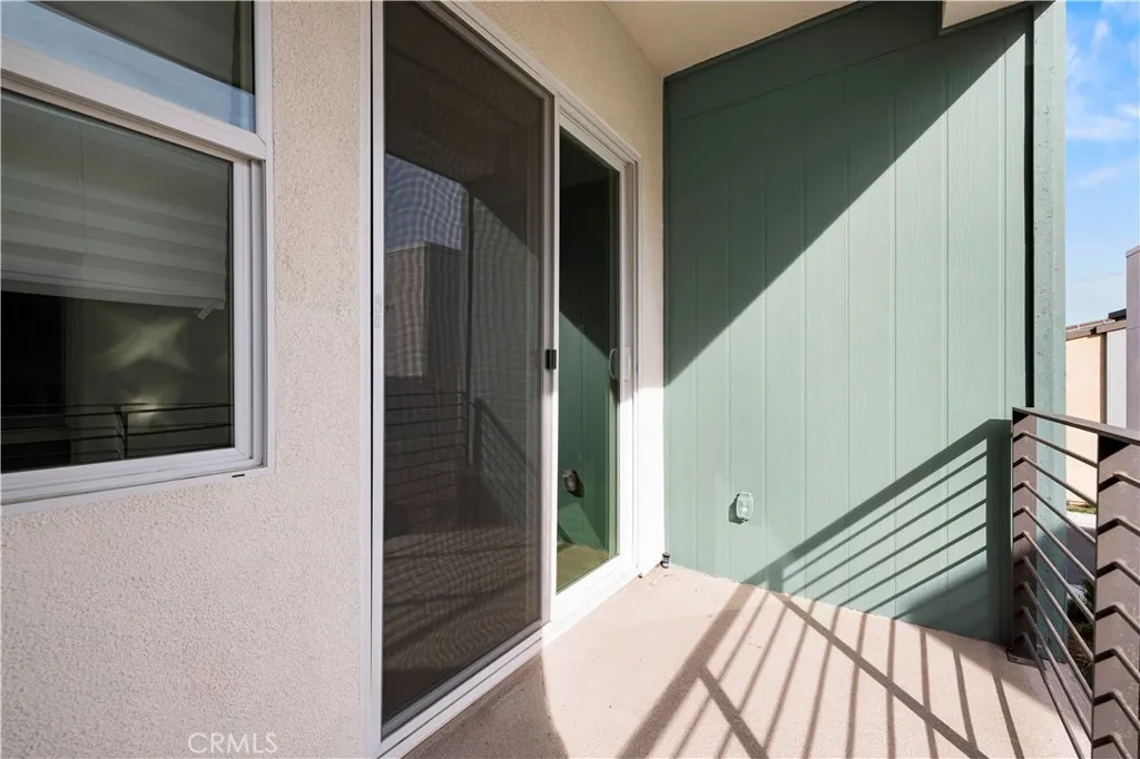 27422 Pioneer Court, Valencia, California 91381 home-pic-41