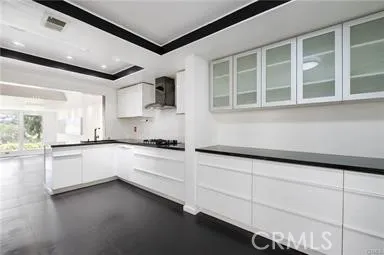 23332 Coso, Mission Viejo, California 92692