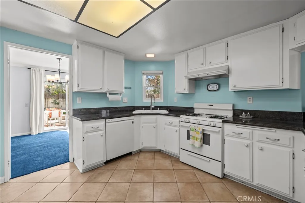 15716 Ada, Canyon Country, California 91387 home-pic-7