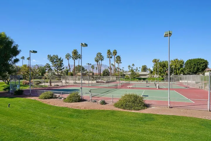 Community Tennis Courts