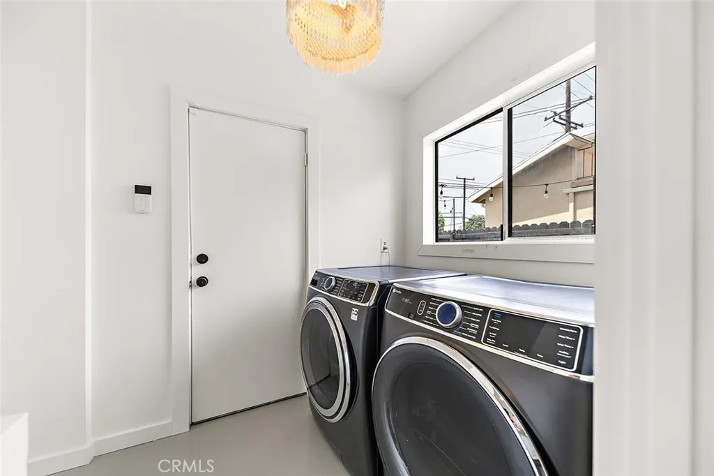 5681 E. Colorado St, Long Beach, California 90814 home-pic-29