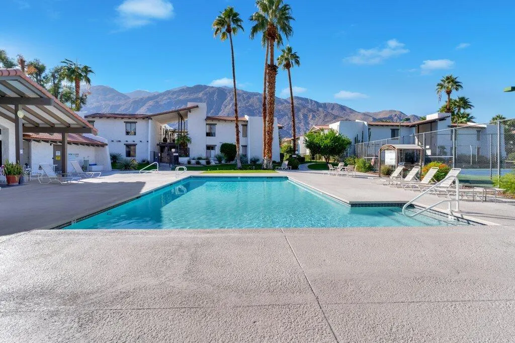 1050 E Ramon Road 3, Palm Springs, California 92264 home-pic-30