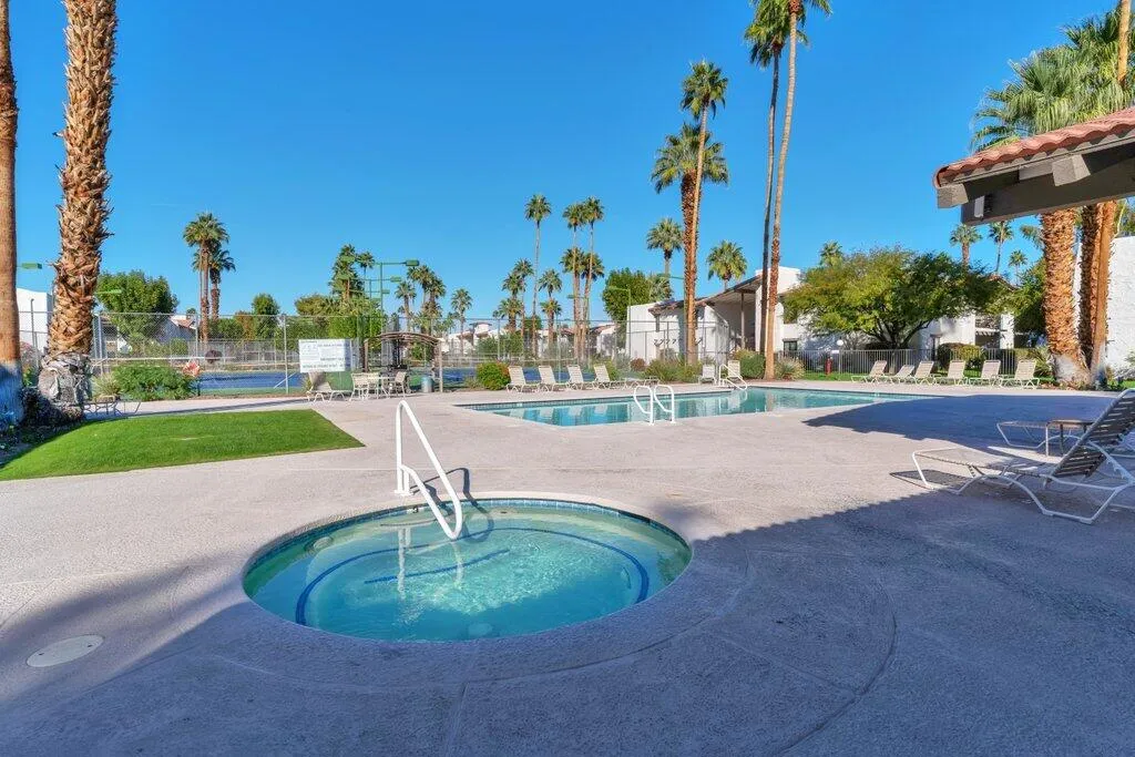1050 E Ramon Road 3, Palm Springs, California 92264 home-pic-29