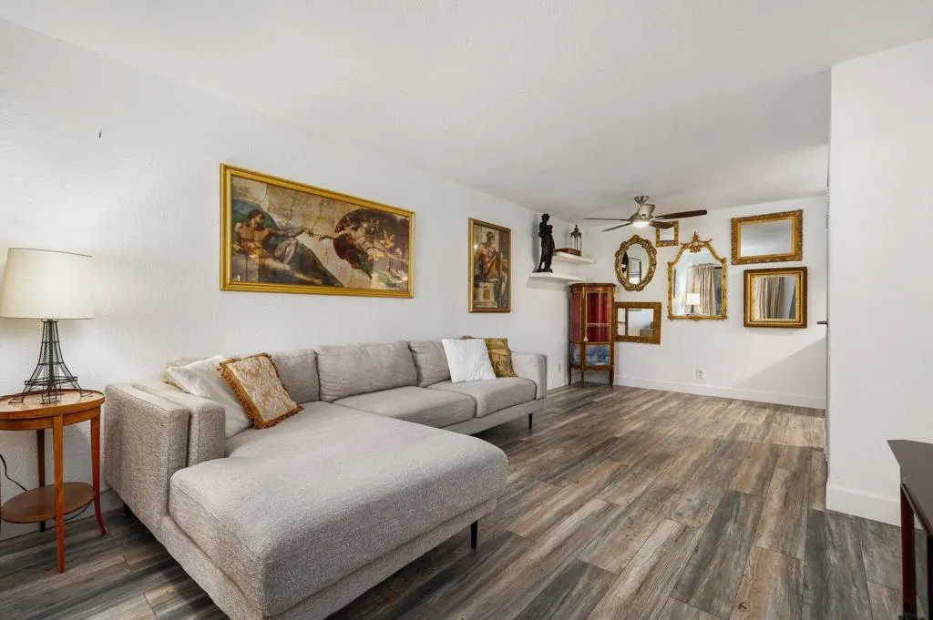 680 N Ashurst Court 102, Palm Springs, California 92262 home-pic-1