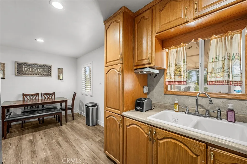 2628 Millbrae, Duarte, California 91010 home-pic-12